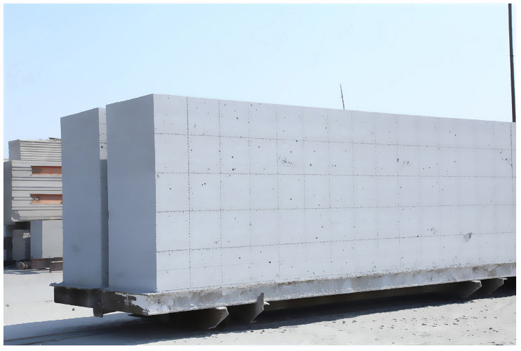 西华加气块 加气砌块 轻质砖气孔结构及其影响因素